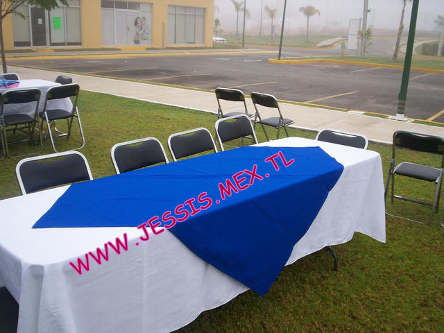 JUEGO DE TABLON CON CUBREMANTEL 